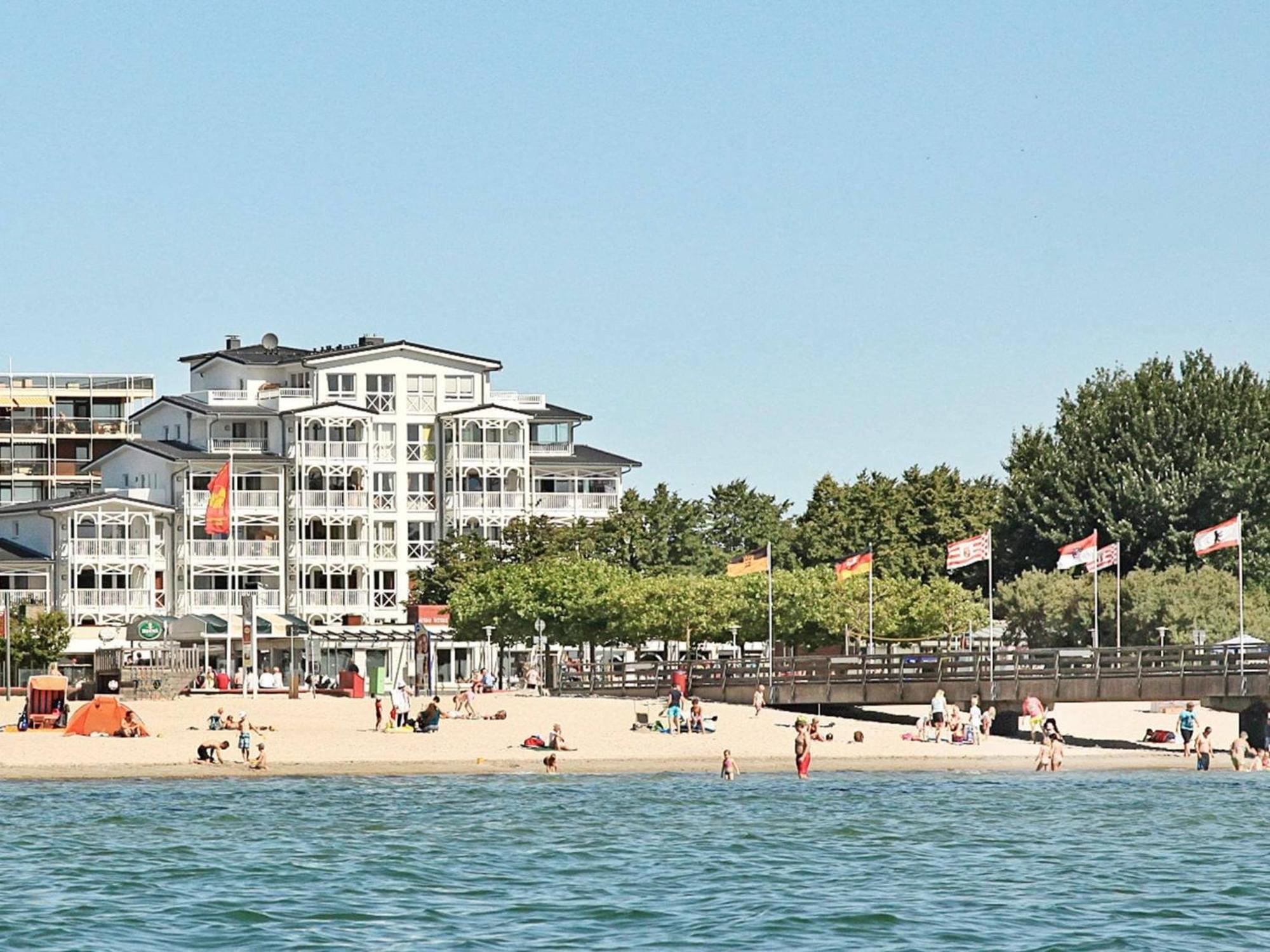 6 Person Holiday Home In Gro Enbrode Großenbrode Exteriör bild